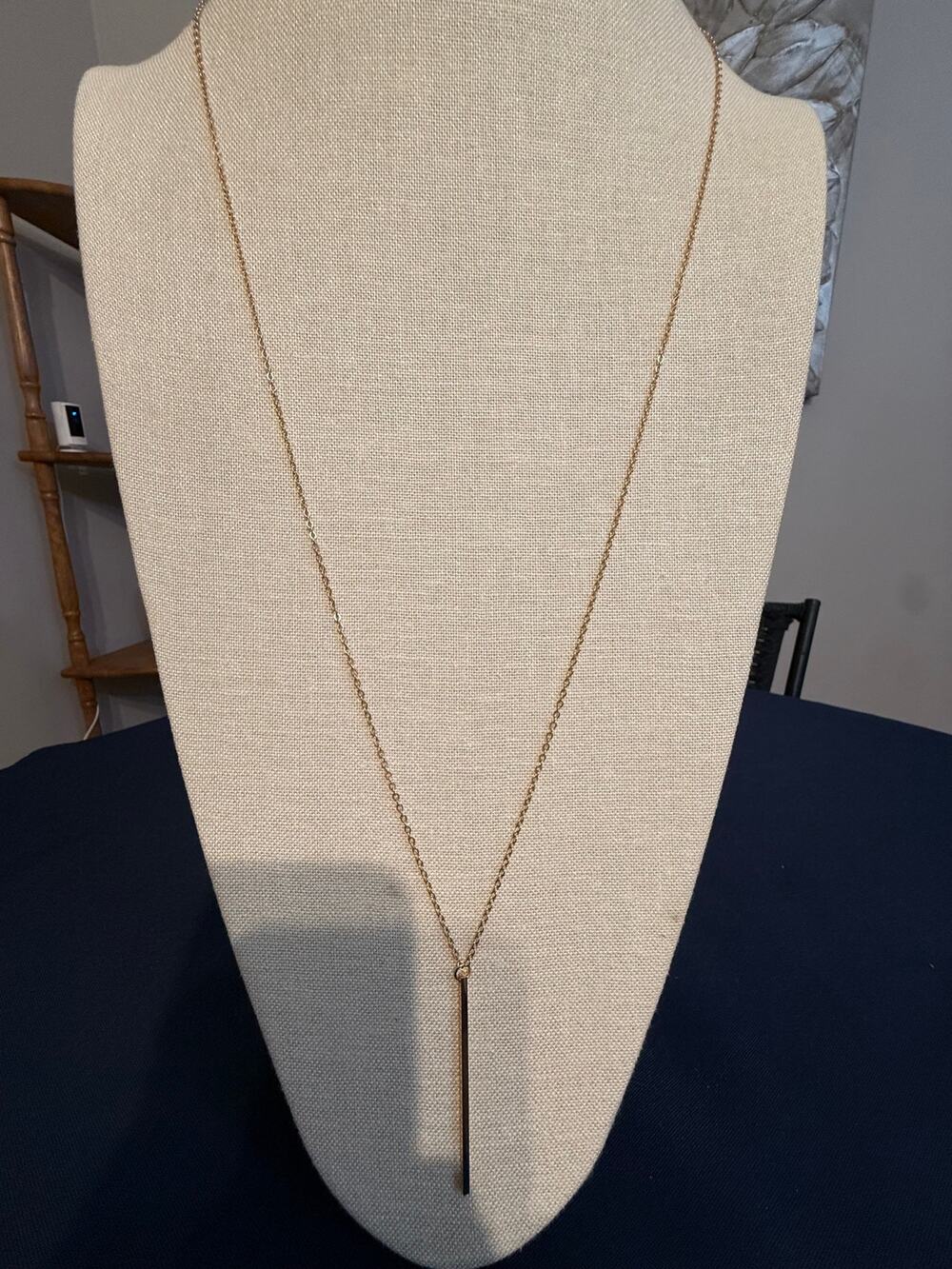 Vintage Gold Tone Bar Pendant Necklace 34”